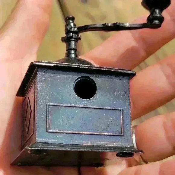 Antique Finish Miniature Pencil Sharpener Coffee Grinder by Durham Industries - Picture 10 of 12